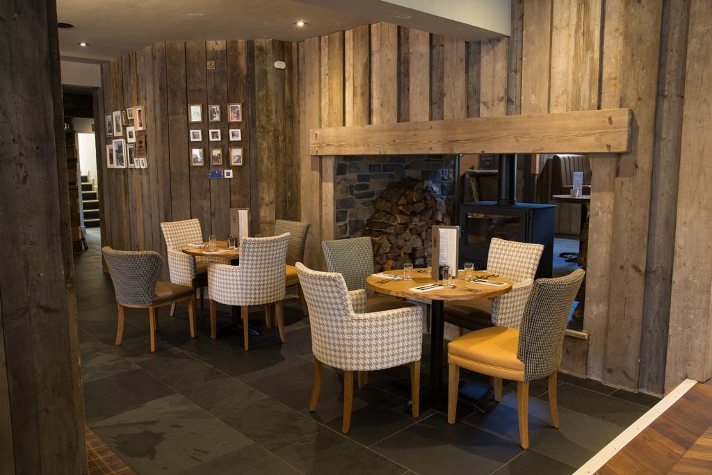Tal Y Cafn Free House Tal-y-Cafn Exterior foto